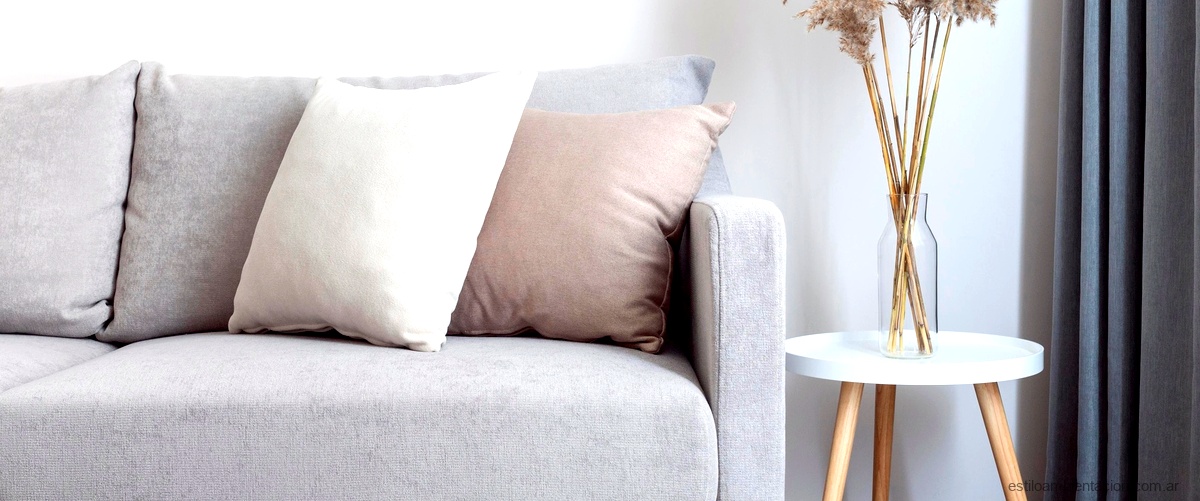 Crea un ambiente sofisticado con una alfombra gris en tu salón