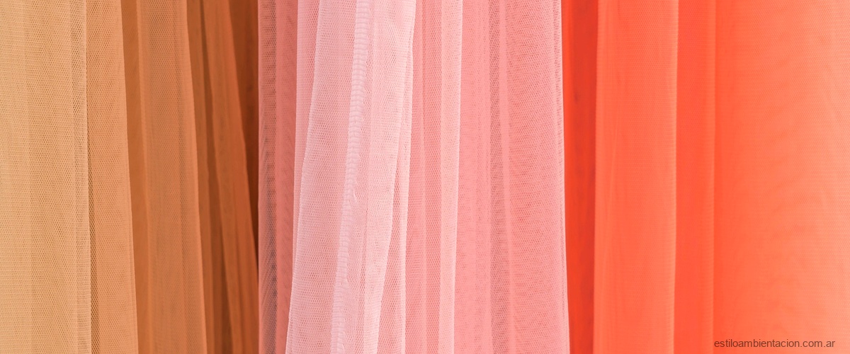 Ideas para combinar cortinas naranjas y blancas en tu hogar